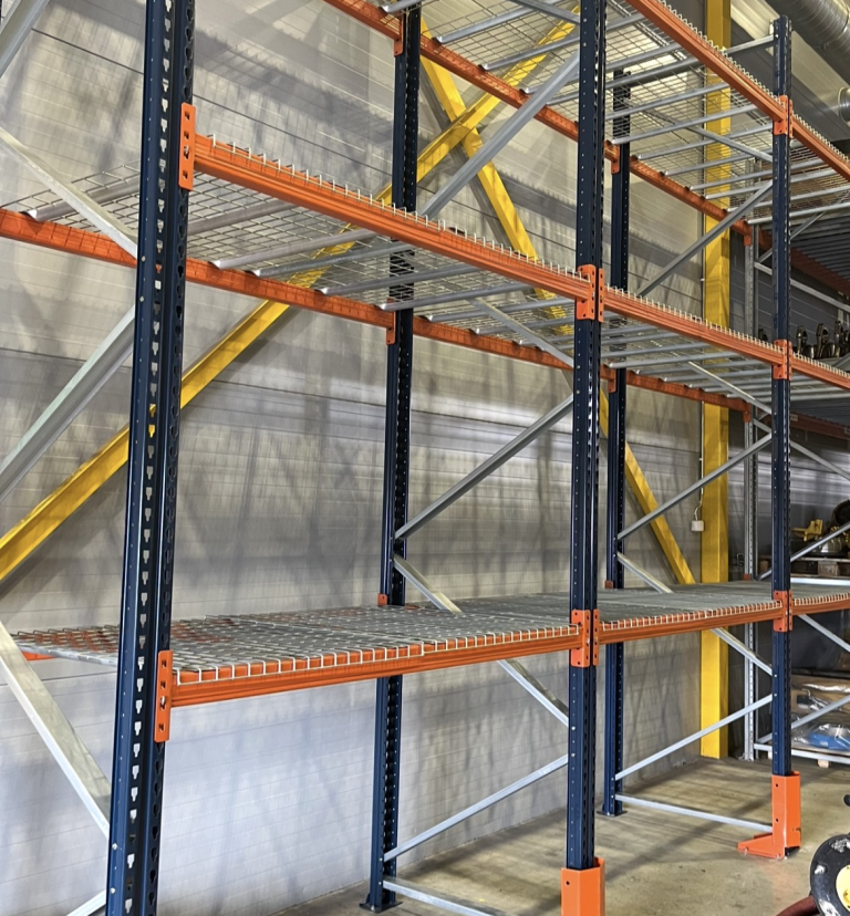 Kuormalavahyllyt, Hylytek